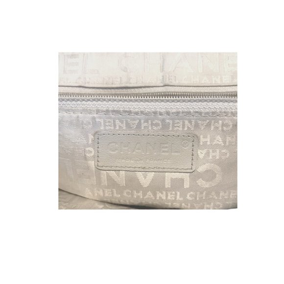 Chanel Classic Leather Accordion Flap Bag - Picture 12 of 12